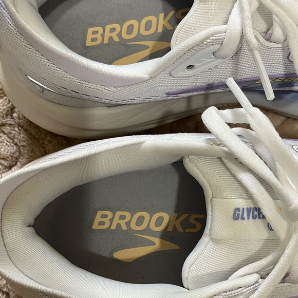Brooks White and Blue Athletic Shoes - Picture 4 of 5